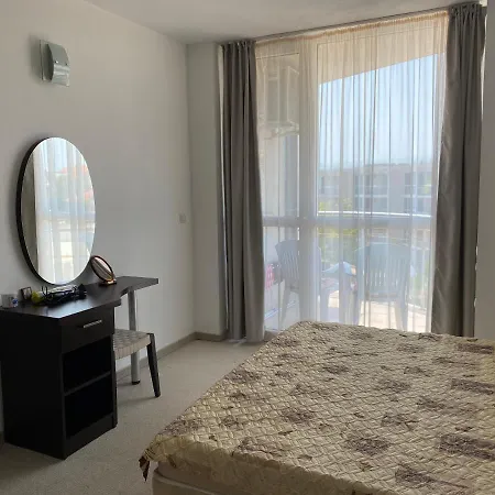 Apartment у моря в Atlantis Resort&spa Luka